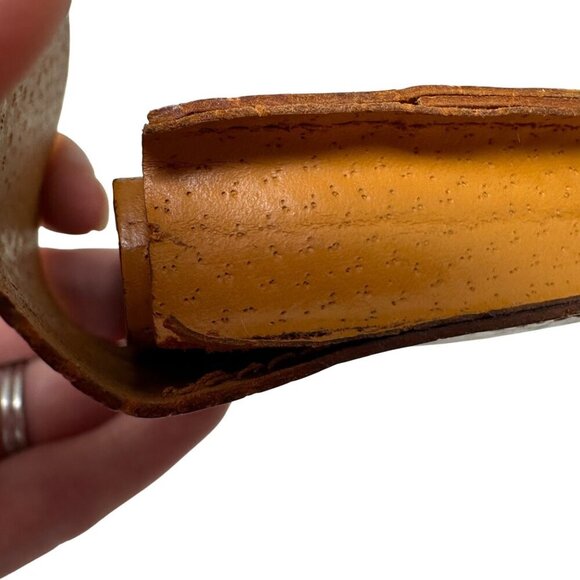 Vintage English French Midget Dictionary Leather Case Magnifying Glass Vintage - Picture 3 of 12